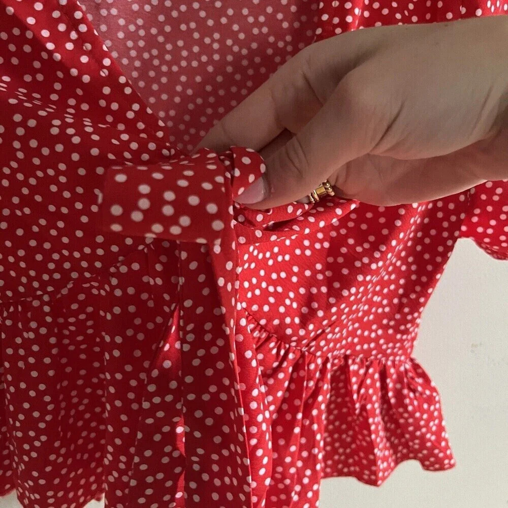 Shein Women’s XS Red Blouse Polka Dot Crop Top Wrap USA Tie Front Ruffle - Picture 4 of 8